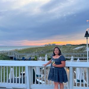 Meet your Posher, Gia